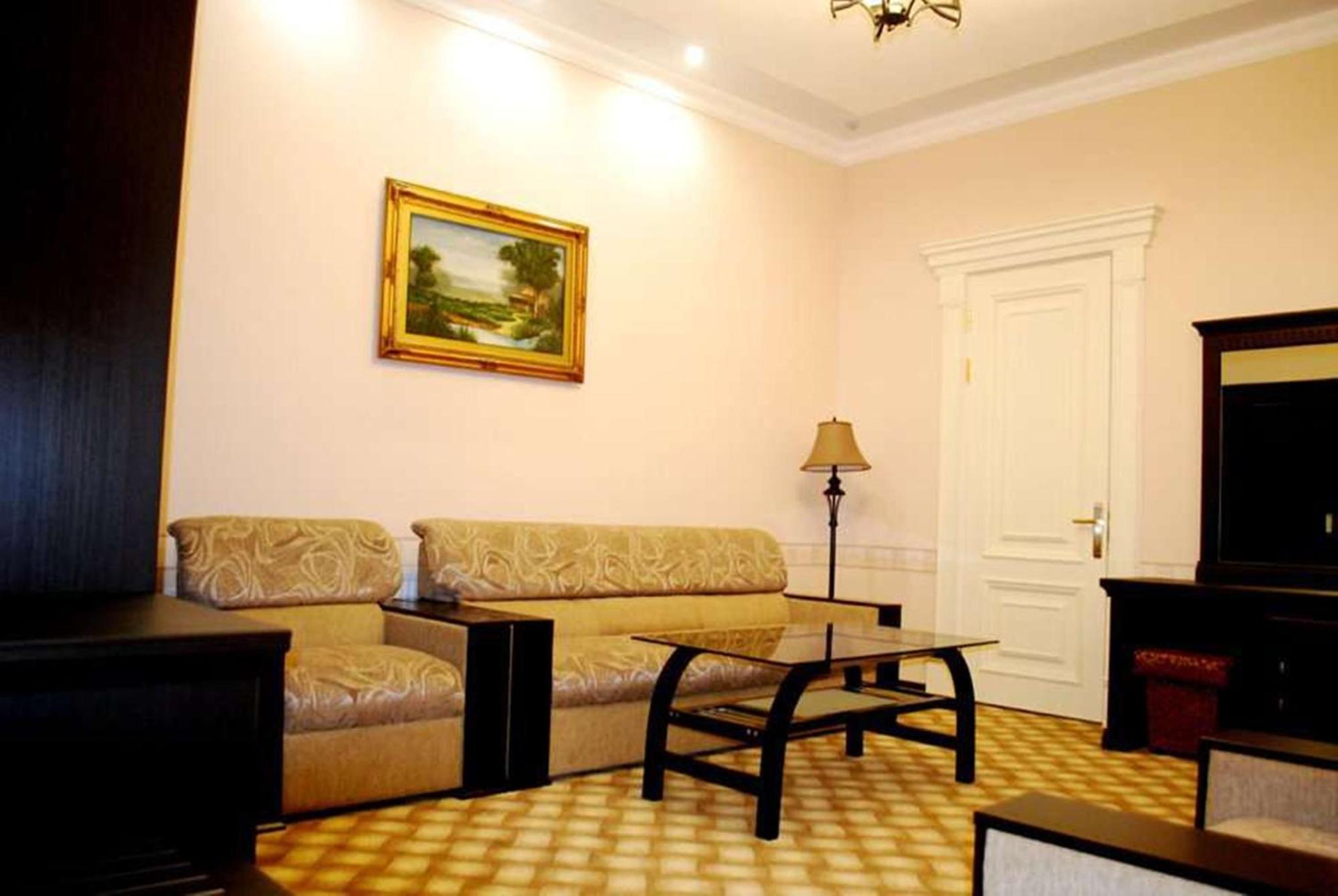 Jahon Palace سمرقند الغرفة الصورة